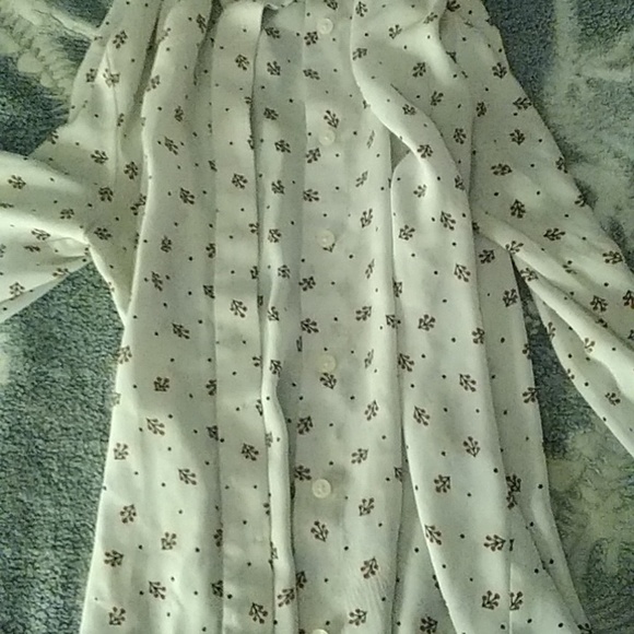 Womens blouse - Picture 1 of 5